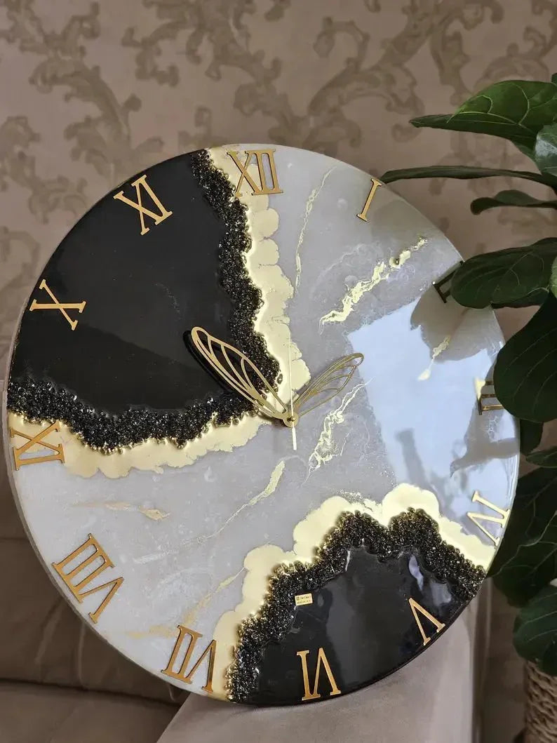 Handmade Resin Wall Clock – Unique Custom Design with Crystals – Artistic Epoxy Geode Clock for Home, Office & Living Room – Luxury Resin Wall Art Decor